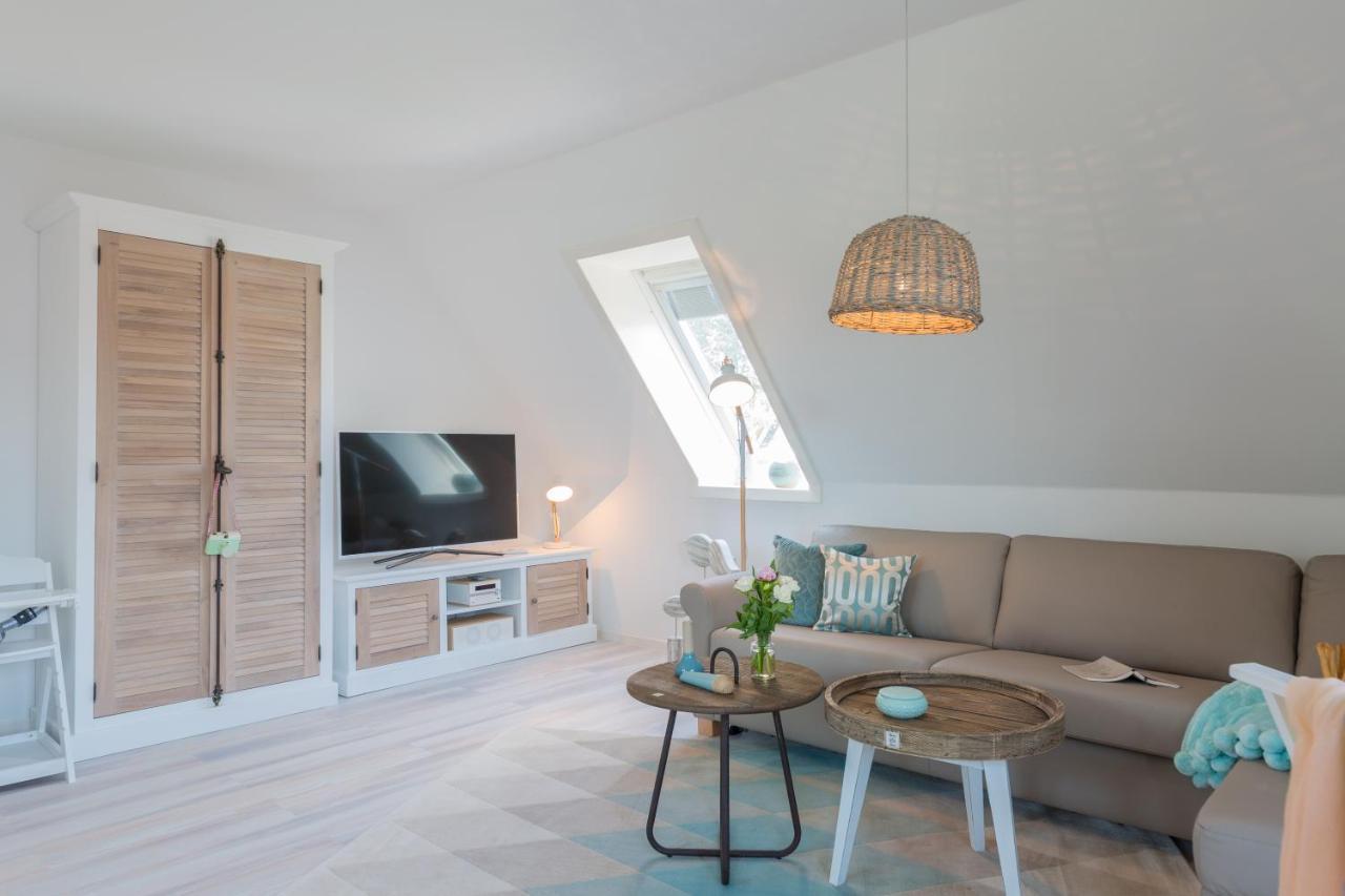 Ferienwohnungen Haus Am Strand Zingst Exterior foto